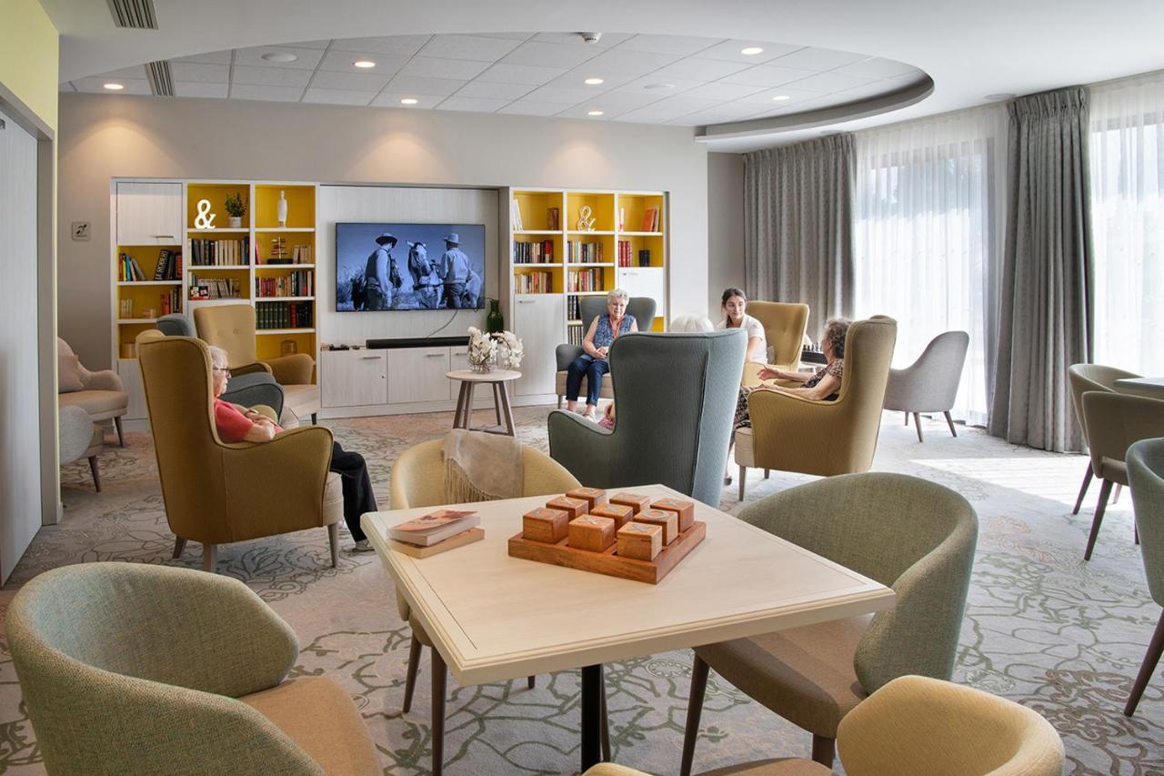 Residence Service Senior Domitys Les Alexis 몽뗄리마 외부 사진